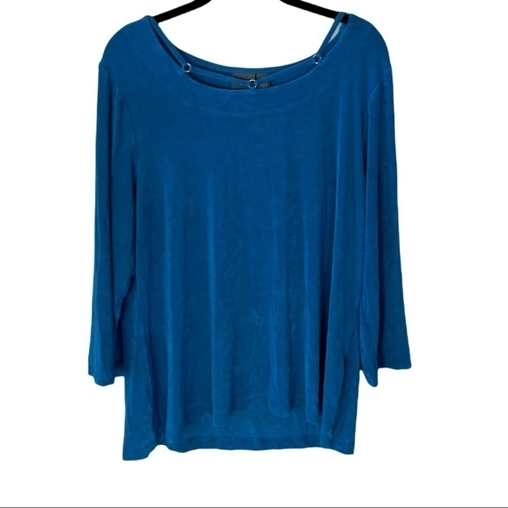 CHICO'S Travelers Blue Boatneck Top | 2
